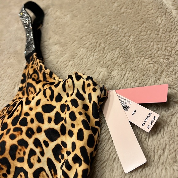 VICTORIA’S SECRET Bling It Leopard One Piece Swimsuit - Picture 8 of 10